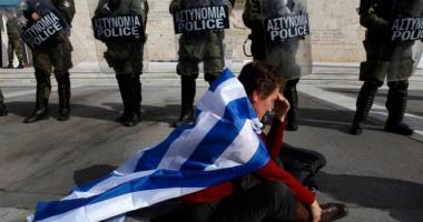Stire din Actualitate : Bomba cu ceas din Grecia: Avertismentul grecilor pentru Angela Merkel