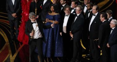Stire din Actualitate : Galerie foto. OSCAR 2019 - "Green Book", cel mai bun film; "Bohemian Rhapsody", patru premii