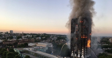 Stire din Actualitate : Este oficial! Iată de la ce a izbucnit iadul de la Grenfell Tower