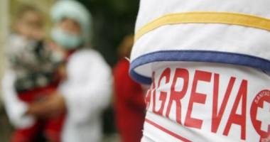 Stire din Sănătate : Medicii sunt din nou în stradă. Amenință cu greva generală din 28 noiembrie