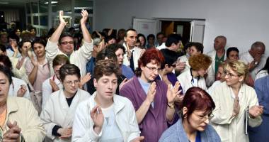 Stire din Sănătate : Medicii din Constanța au refuzat greva japoneză. "Nu îmi asum aceste proteste"