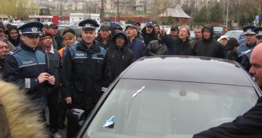 Directorii administrației portului Constanța sunt ținuți "pe tușă" - 5