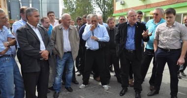 Stire din Politică-Administrație : MAZĂRE a hotărât soarta RATC: "Urmează licitația și un contract deștept"