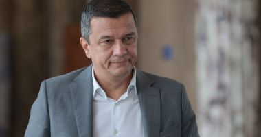 Stire din Actualitate : USR cere demisia ministrului Sorin Grindeanu după tragedia feroviară soldată cu un deces