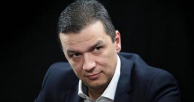 Stire din Politică-Administrație : Grindeanu: "Asistăm la un război personal purtat de un singur om, Liviu Dragnea, și un grup restrâns din jurul său"