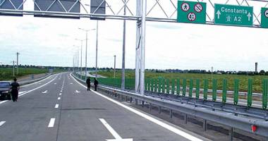 Stire din Economie : Gropile de pe Autostrada Soarelui umflă profitul CNADNR