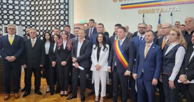 Constanţa are un nou CJC sub conducerea liberalului Florin Mitroi. “Vrem să luăm cele mai bune decizii pentru judeţ” - 8
