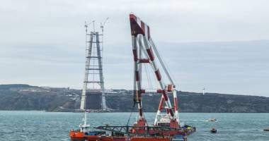 GSP Neptun participă la ridicarea celui mai mare pod rutier suspendat din lume - 3