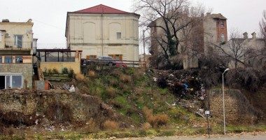 Gunoaie și indiferență pe malurile Plajei Modern - 4