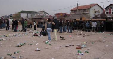 Stire din Social : Vama Veche, ca după război