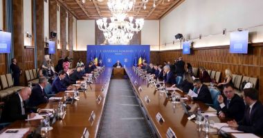 Stire din Politică-Administrație : Guvernul se reunește joi în ședință. Bursele studenților pe ordinea de zi