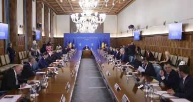 Stire din Actualitate : Guvernul prorogă cu șase luni aplicarea noilor tarife rutiere