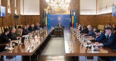 Stire din Politică-Administrație : Guvernul a înghețat angajările la stat pe posturile vacante