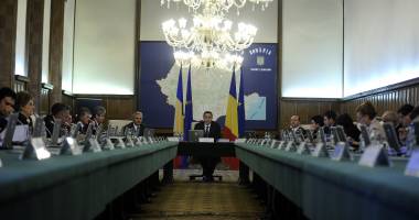 Stire din Politică-Administrație : Guvernul acordă sprijin financiar pentru fermierii din sectorul zootehnic