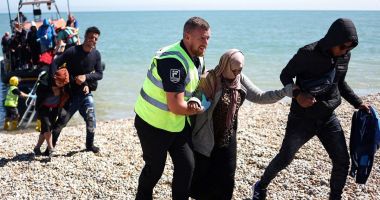 Stire din Actualitate : Guvernul britanic a înăsprit condițiile de obținere a rezidenței permanente