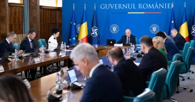 Stire din Politică-Administrație : Guvern: Fondul de burse pentru studenți, menținut la nivelul anului 2025
