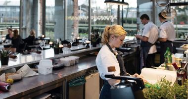 Stire din Economie : Guvernul a aprobat sprijin pentru industria HoReCa