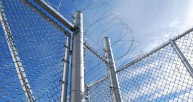 Stire din Eveniment : Guvernul alocă bani pentru construirea a două noi penitenciare. Iată unde