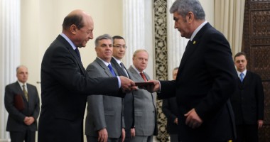 Stire din Politică-Administrație : Guvernul Ponta 3 a depus jurământul la Cotroceni. Cine sunt noii miniștri