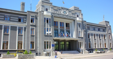 Stire din Economie : Guvernul pregătește o privatizare contra-naturii la Administrația Porturilor Maritime Constanța