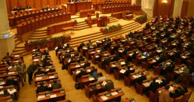 Bugetul de stat, în drum spre Parlament