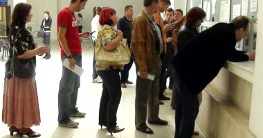Stire din Economie : Guvernul vrea să introducă noi bonificații la plata impozitelor. FMI se opune