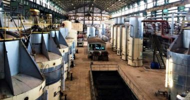 Stire din Economie : Ministerul Agriculturii vrea să salveze fabrica de zahăr din Luduș