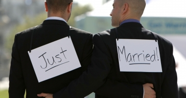 Biserica din Norvegia a legalizat căsătoriile gay
