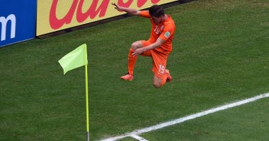 Stire din Sport : Olanda s-a calificat în sferturile Cupei Mondiale, după victoria cu Mexic