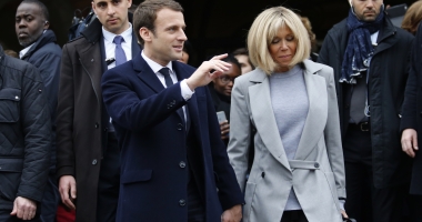 GALERIE FOTO. Femeia din spatele lui Emmanuel Macron. Profesoară de Artă Dramatică, cu 25 de ani mai în vârstă ca el - 5