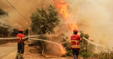 UN AVION S-A PRĂBUȘIT ÎN PORTUGALIA, ÎN TIMP CE ȚARA ESTE DEVASTATĂ DE INCENDII - 2
