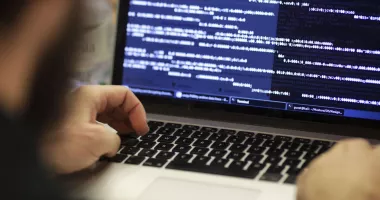 Hackerul care a furat datele de la Cadastru le-a scos la vânzare pe internet