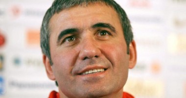 Stire din Sport : Hagi, în al nouălea cer după victoria cu Pandurii: "Sunt mulțumit, mă bucur pentru jucătorii Viitorului"