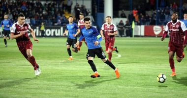 Stire din Sport : Hagi recunoaște superioritatea CFR-ului: "Au fost mai buni ca noi!"