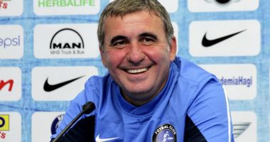 Stire din Sport : Fotbal / FC Voluntari - Viitorul 1-2. Formația lui Gică Hagi urcă pe 2 în Liga 1