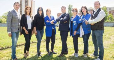 Hagi, aruncare perfectă la meciul de baseball România - SUA - 3
