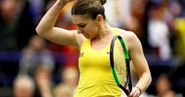 Stire din Sport : Tenis, Fed Cup. Simona Halep a învins-o pe Karolina Pliskova. România - Cehia 2-1