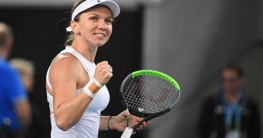 Stire din Sport : Simona Halep continuă traseul la Australian Open. Iată pe cine a învins constănțeanca în turul 2!