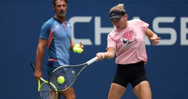 Stire din Sport : Simona Halep: "Așteptarea a fost un calvar!"