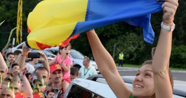 Stire din Sport : Simona Halep, imagine emoționantă de 1 Decembrie