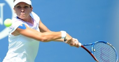 Stire din Sport : Tenis / Simona Halep s-a calificat în turul II al turneului de la Miami