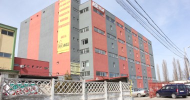 Au dispărut "chilipirurile" din magazinele de mărfuri confiscate - 2