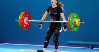 Stire din Sport : Mihaela Cambei continuă să muncească după medalia obţinută la Jocurile Olimpice
