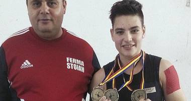 Stire din Sport : Halterofilii de la CS Farul au cucerit nouă medalii la Naționale