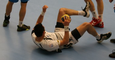 Stire din Sport : Handbal / HCM Constanța - Știința Bacău, 12 -12 la pauză