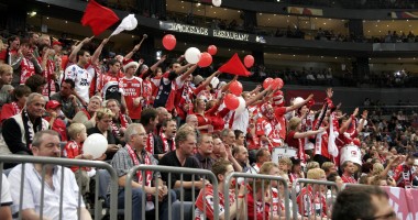 Stire din Sport : Federația Română de Handbal se alătură proiectului Tribuna Studentului