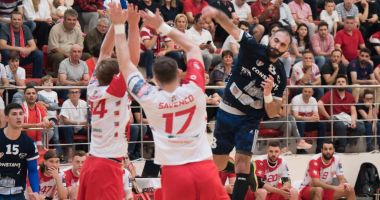 Stire din Sport : HCDS, vicecampioană națională. Stănescu: "Dinamo merită titlul!"