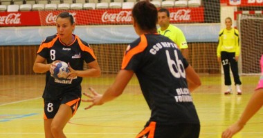Stire din Sport : Liga Națională handbal feminin. Meci dificil pentru CSU Neptun