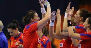 Stire din Sport : Handbal feminin: România, calificată în grupele principale la EURO 2014
