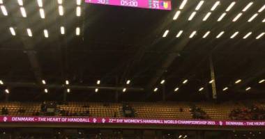 România, CALIFICATĂ în semifinalele Campionatului Mondial de handbal feminin după un meci dramatic împotriva țării gazdă - 7